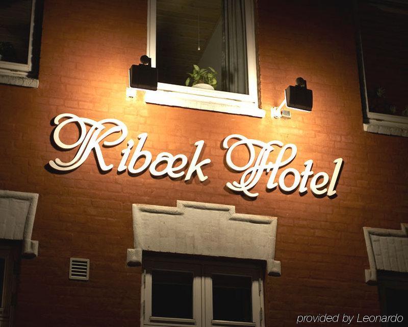 Hotel Jernbanegade Кьюбек Экстерьер фото