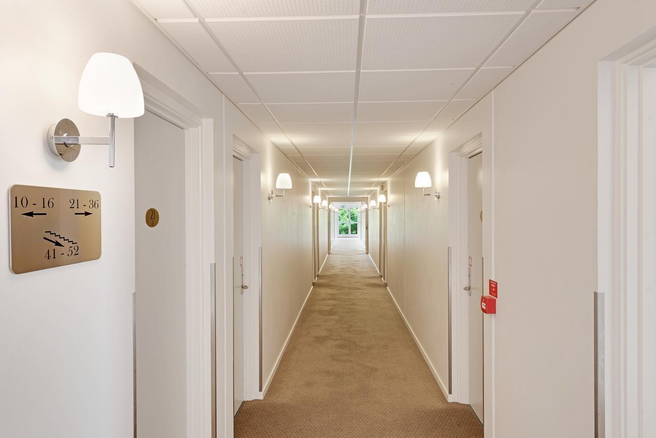 Hotel Jernbanegade Кьюбек Экстерьер фото