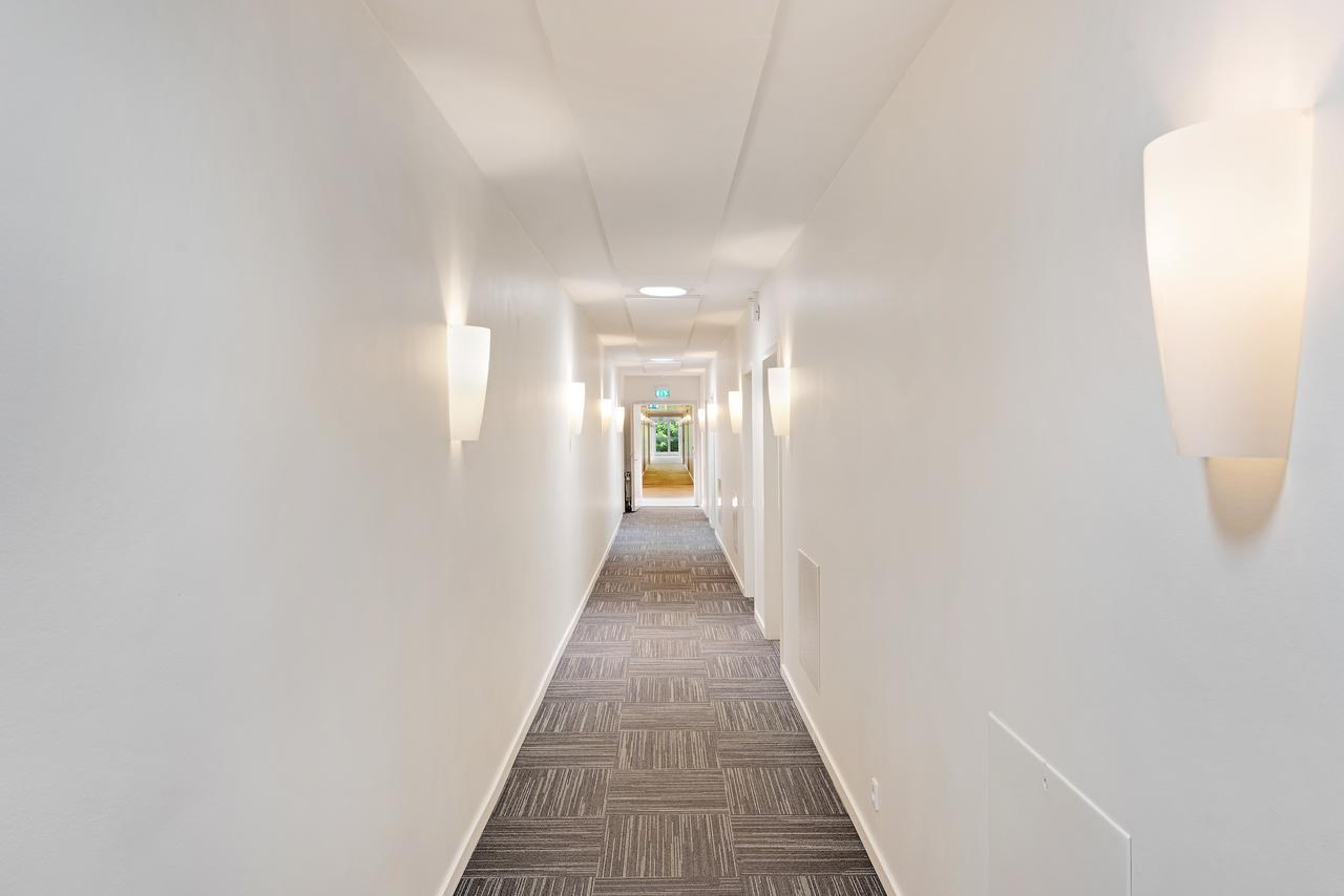Hotel Jernbanegade Кьюбек Экстерьер фото